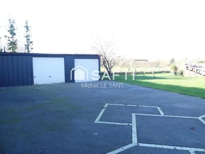 Maison - 179 m² - 11 pièces