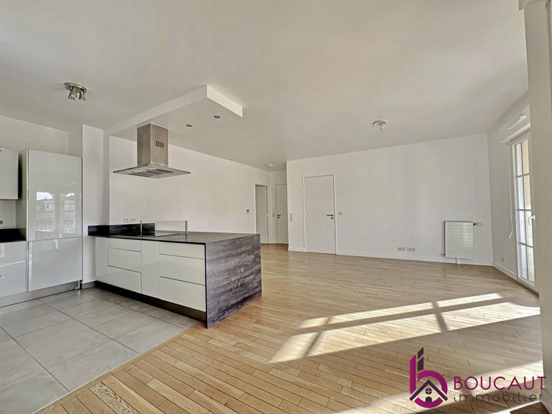 Appartement - 102 m² - 5 pièces