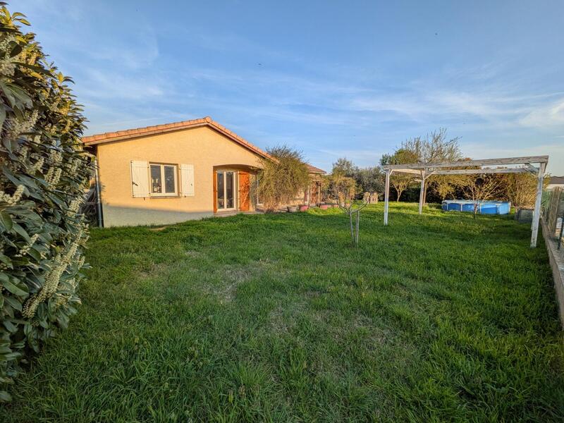 Maison - 90 m² - 5 pièces