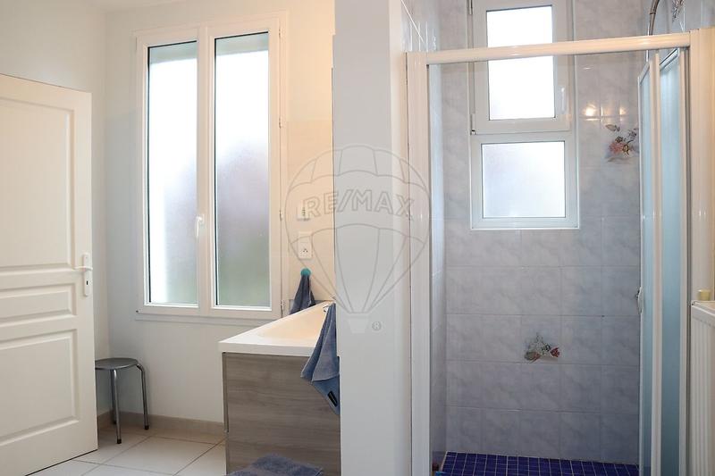 Maison - 144 m² - 6 pièces