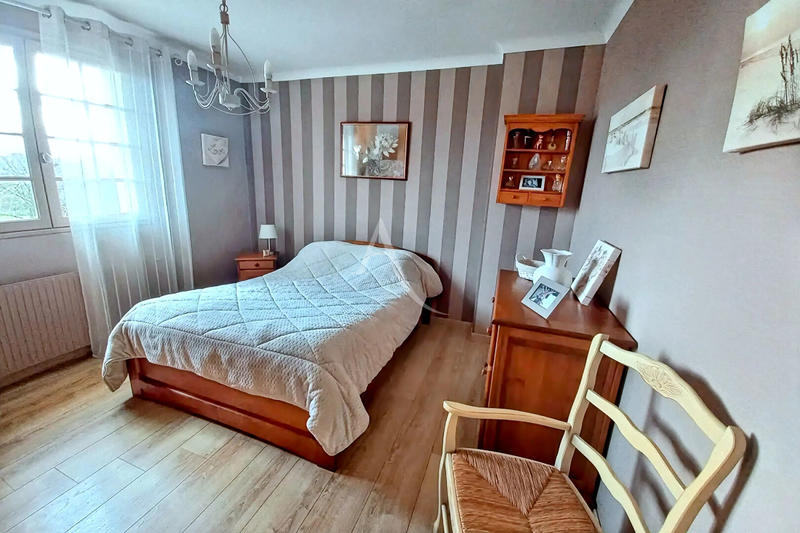 Maison - 120 m² - 5 pièces