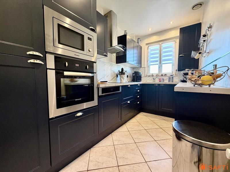 Maison - 105 m² - 5 pièces