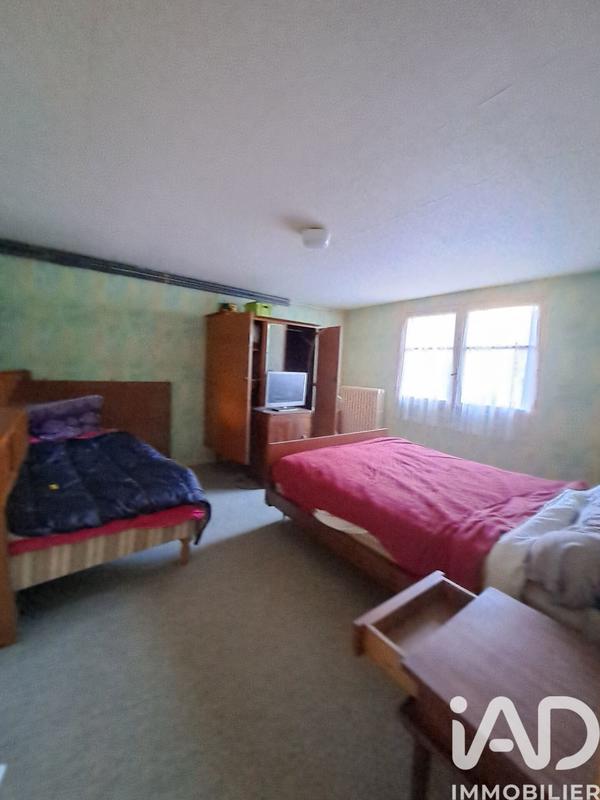 Maison - 140 m² - 8 pièces