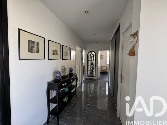 Maison - 96 m² - 5 pièces