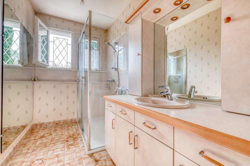 Maison - 148 m² - 7 pièces