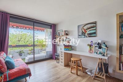 Appartement - 94 m² - 4 pièces