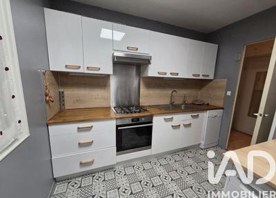 Maison - 91 m² - 4 pièces