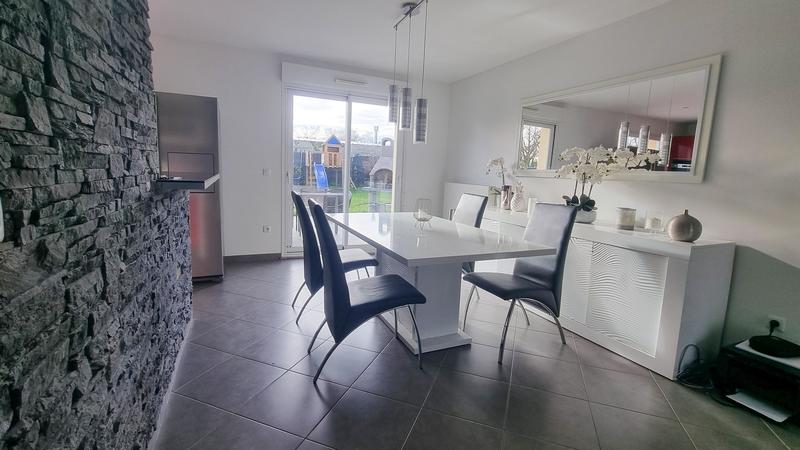 Maison - 101 m² - 1 pièce