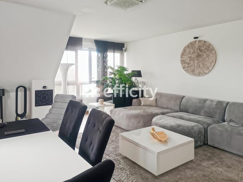 Appartement - 92 m² - 4 pièces