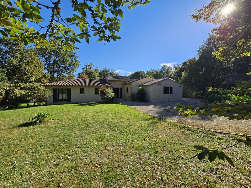 Maison contemporaine - 178 m² - 5 pièces