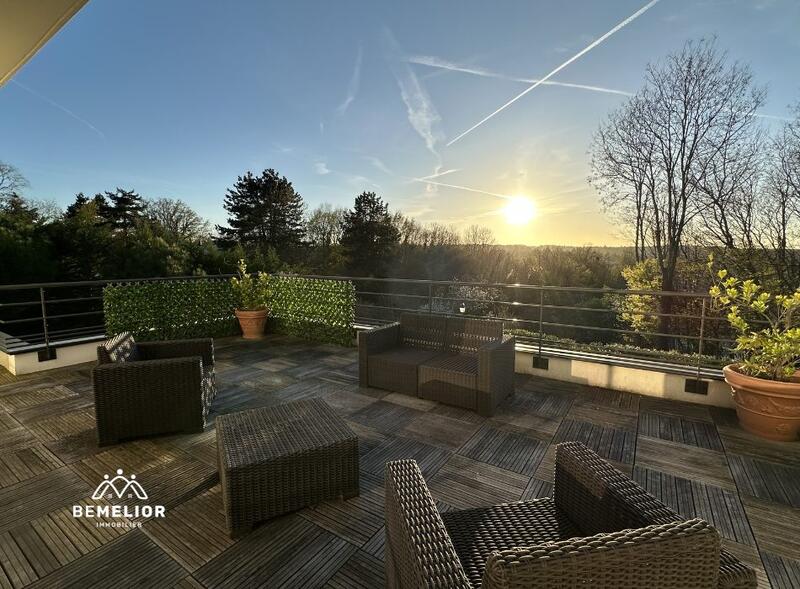 Villa - 465 m² - 10 pièces