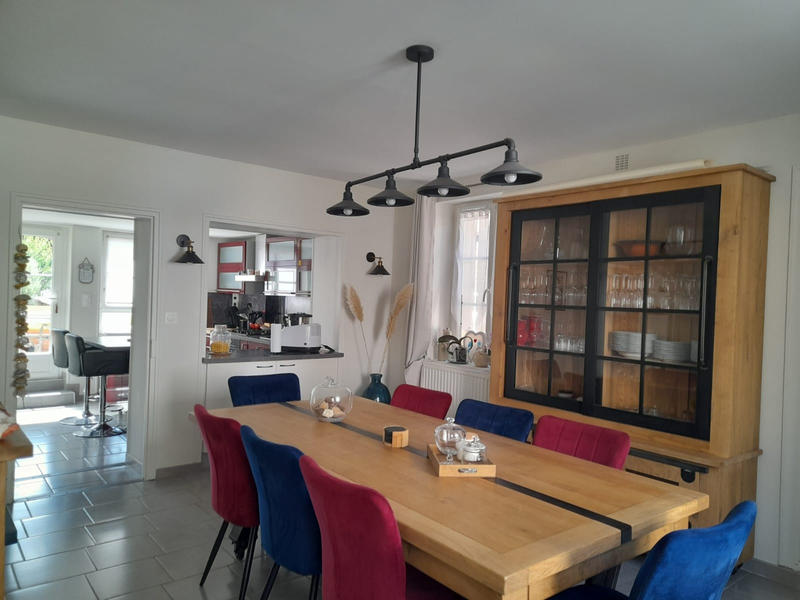 Maison - 137 m² - 7 pièces