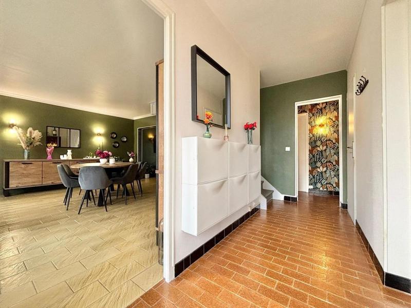 Maison traditionnelle - 109 m² - 4 pièces