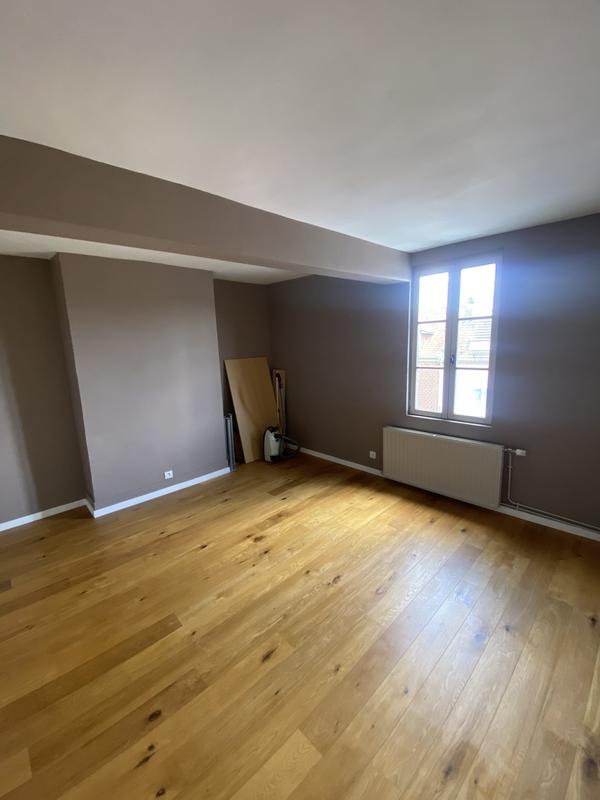Maison - 247 m² - 9 pièces