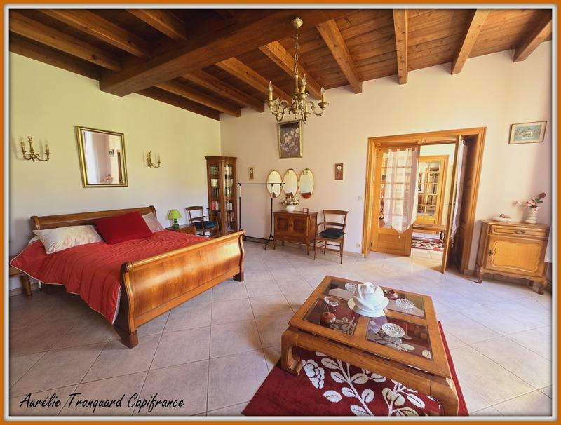 Maison bourgeoise - 183 m² - 6 pièces