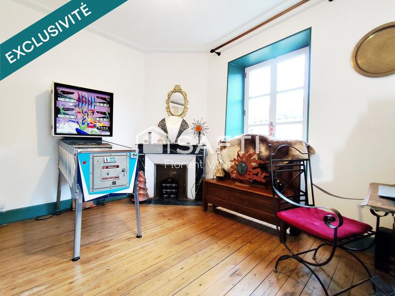 Maison - 213 m² - 6 pièces