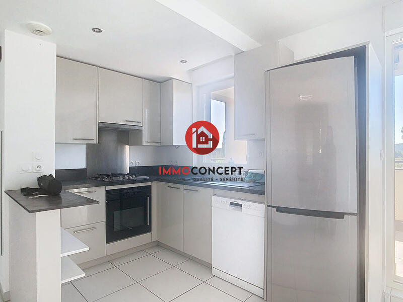 Appartement - 65 m² - 3 pièces