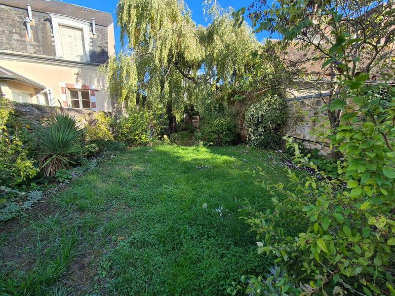 Maison - 198 m² - 7 pièces