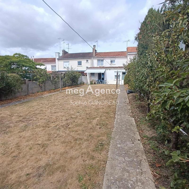 Maison - 85 m² - 4 pièces