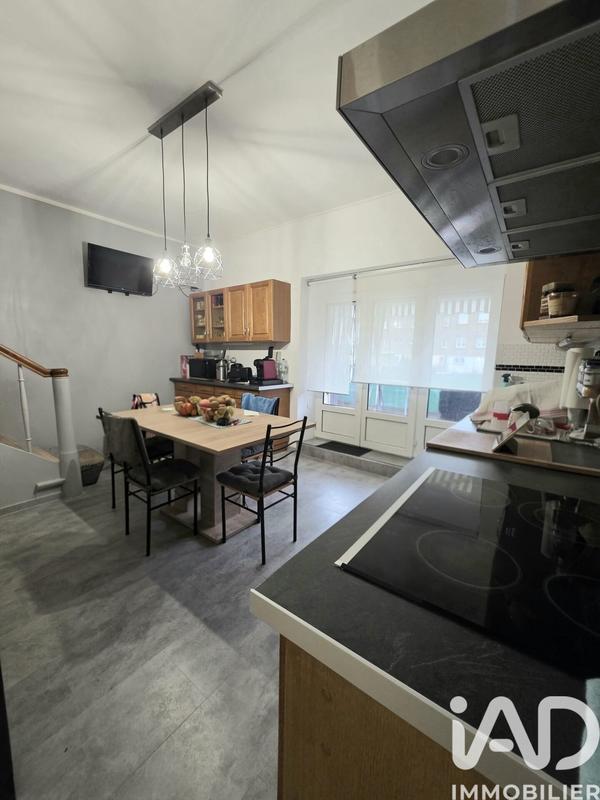 Maison - 80 m² - 4 pièces