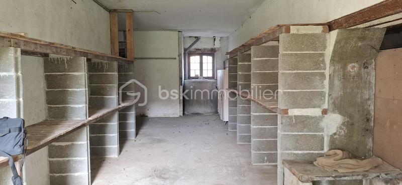 Moulin - 235 m² - 9 pièces