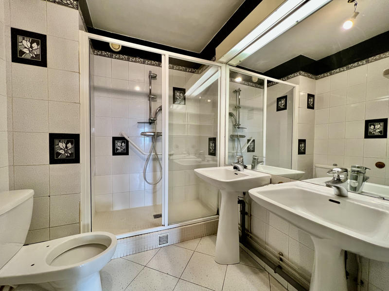 Appartement - 108 m² - 5 pièces