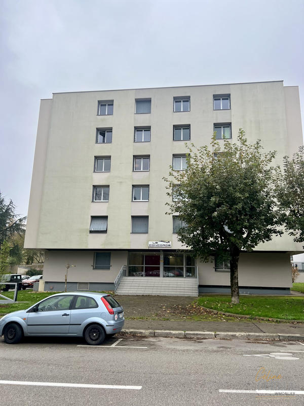 Appartement - 104 m² - 4 pièces