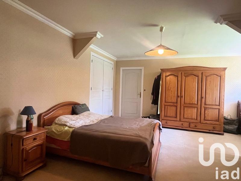 Maison - 239 m² - 6 pièces