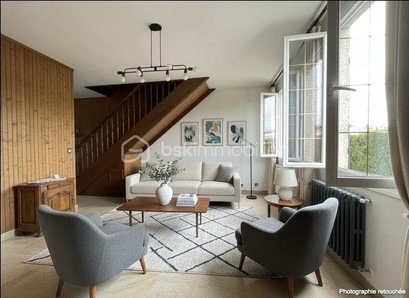 Maison - 90 m² - 4 pièces