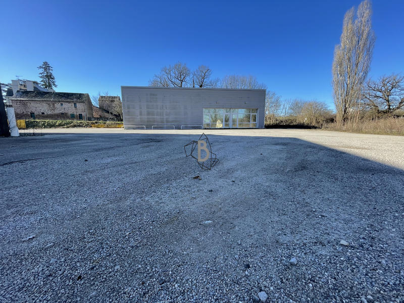 Local commercial - 580 m²