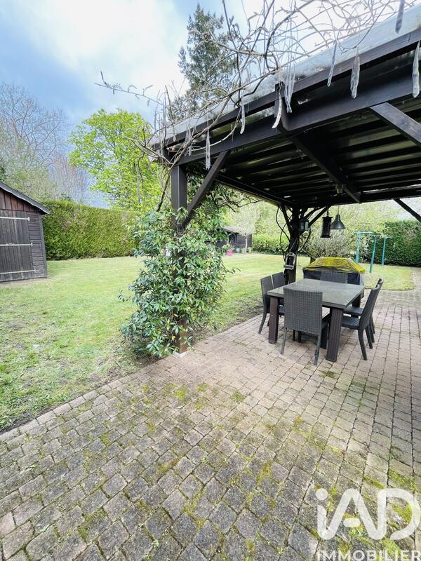 Maison - 185 m² - 7 pièces