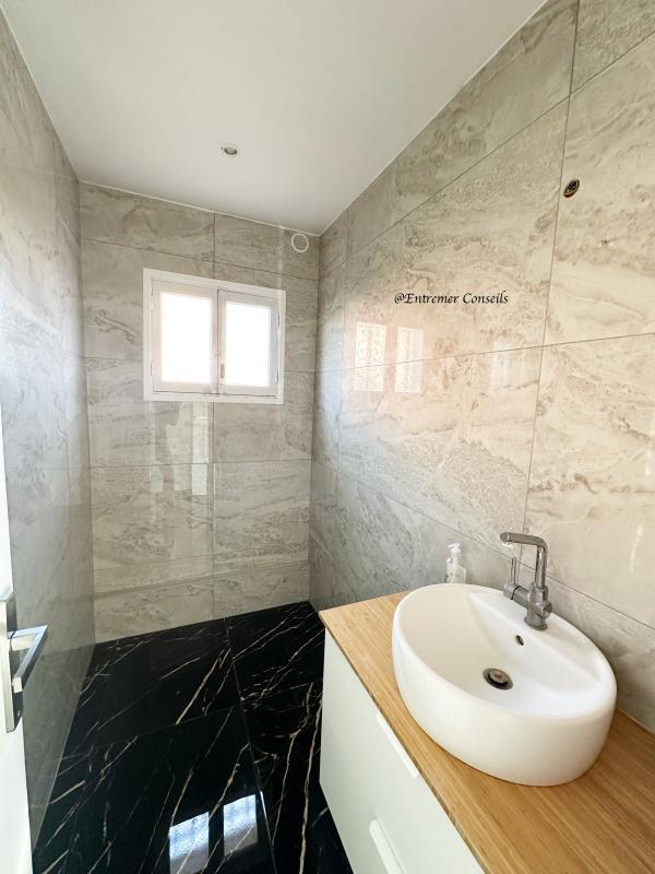 Maison - 194 m² - 6 pièces