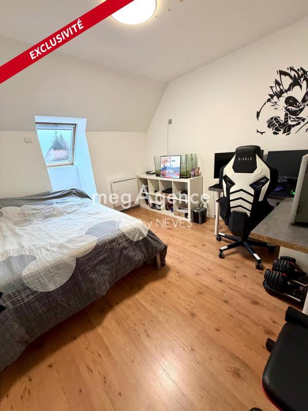 Maison - 166 m² - 8 pièces