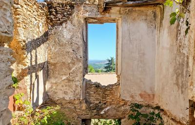 Terrain constructible - 842 m²