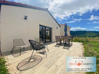 Maison - 89 m² - 4 pièces