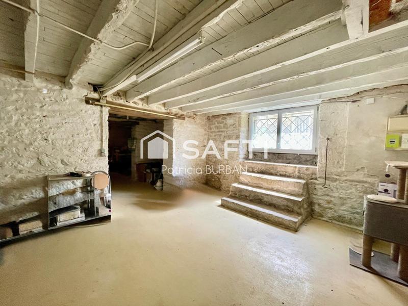 Maison - 184 m² - 8 pièces