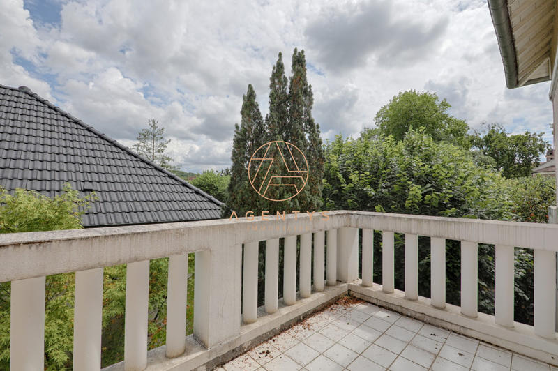 Maison ancienne - 195 m² - 6 pièces