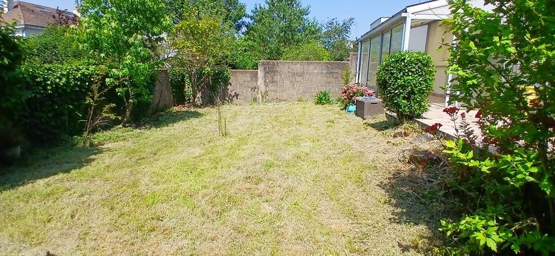 Maison - 96 m² - 4 pièces