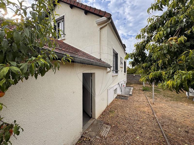 Maison - 96 m² - 4 pièces