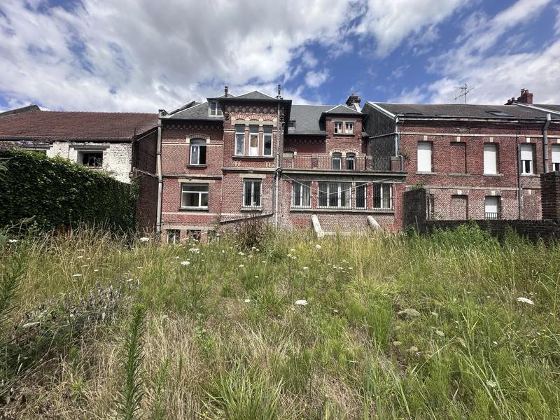 Immeuble - 336 m² - 10 pièces