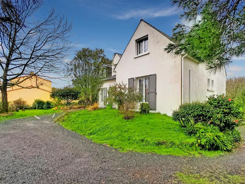 Maison - 159 m² - 5 pièces