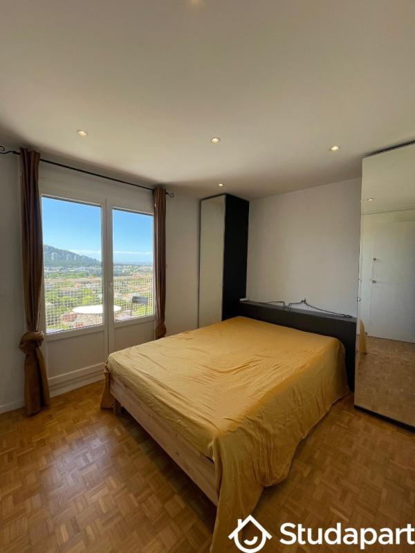 Chambre - 9 m² - 1 pièce