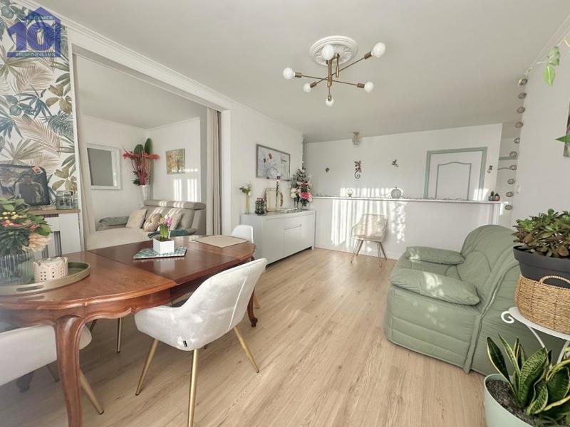 Appartement - 81 m² - 3 pièces