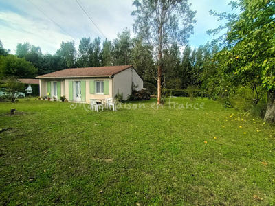 Maison - 77 m² - 3 pièces