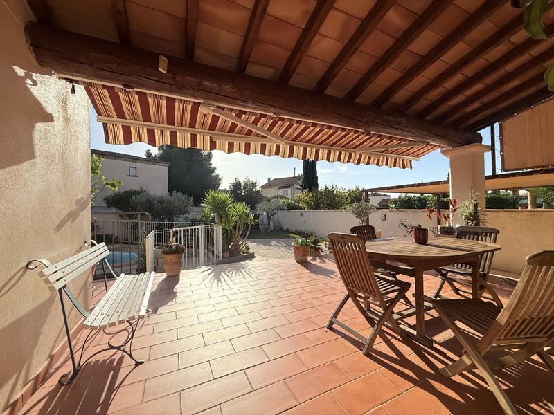 Maison traditionnelle - 111 m² - 4 pièces