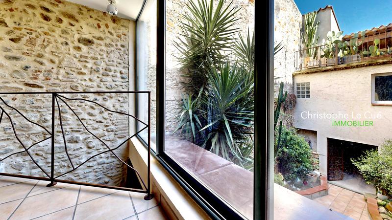 Maison en pierre - 256 m² - 8 pièces