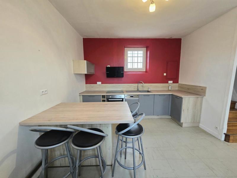 Maison en pierre - 62 m² - 4 pièces