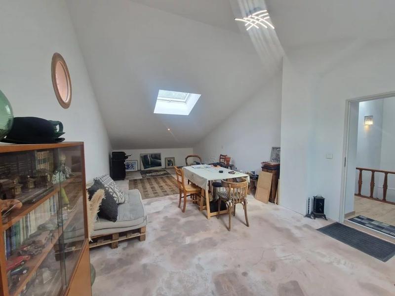 Maison - 155 m² - 6 pièces