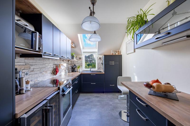 Appartement - 103 m² - 5 pièces