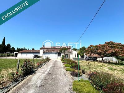 Maison - 235 m² - 4 pièces